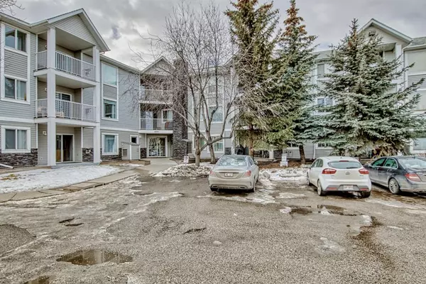 Calgary, AB T2B 3R6,1208 Valleyview PARK SE #208