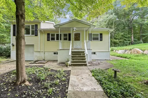 6 Coles Trl, Byram Twp., NJ 07821