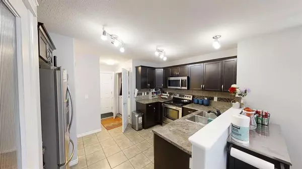 Grande Prairie, AB T8X0B5,8506 102 A AVE