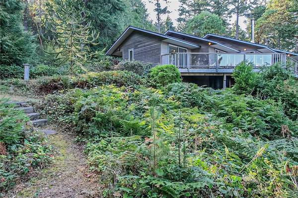 Salt Spring, BC V8K 2J5,111 Sollitt Rd