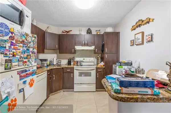 Coconut Creek, FL 33073,3857 Coral Tree Cir  #102