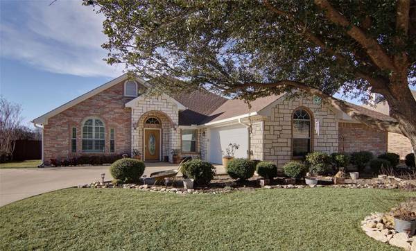 2025 Mason Pond Drive, Weatherford, TX 76085