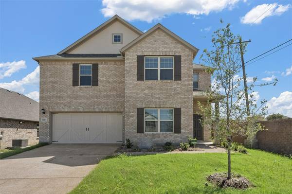 1202 Fox Chase Drive,  Mansfield,  TX 76063