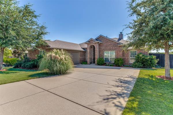 1177 Waters Edge Drive, Rockwall, TX 75087