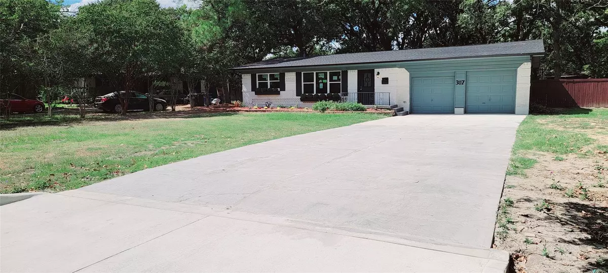 Seagoville, TX 75159,307 Shadywood Lane