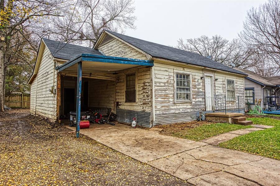 519 E 9th Street, Bonham, TX 75418