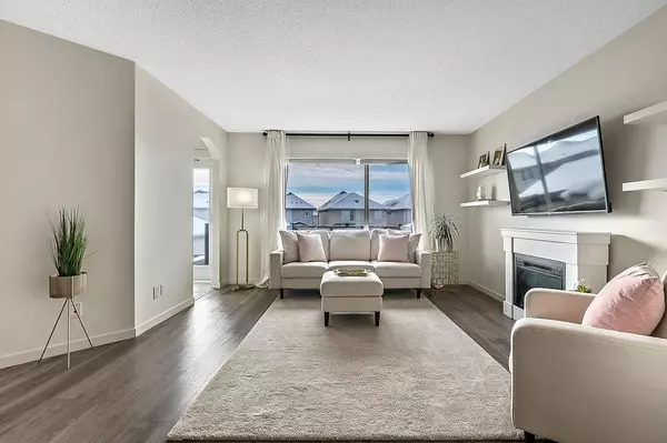 Calgary, AB T3M 0X8,57 Cranford PL SE