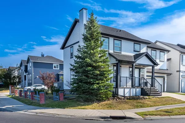 Calgary, AB T3J 3W3,698 Martindale BLVD NE