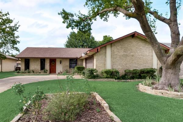 1505 Williamsburg Drive, Plano, TX 75074