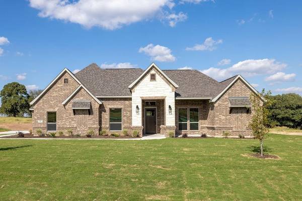 105 Ash Lane, Weatherford, TX 76085