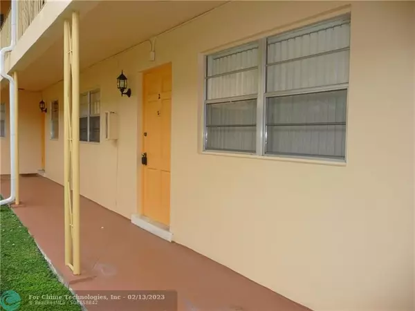 Hollywood, FL 33020,1401 Grant St  #2