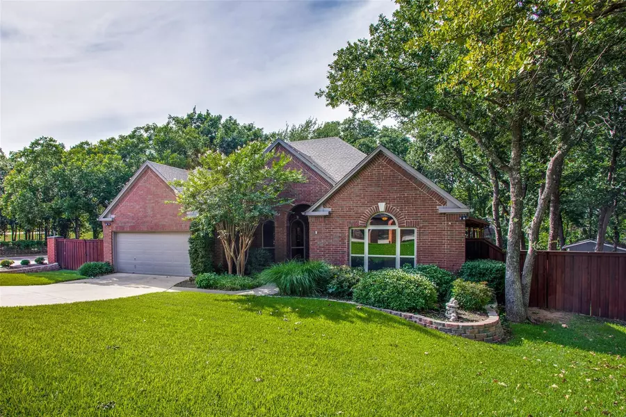 718 Preston Place, Grapevine, TX 76051