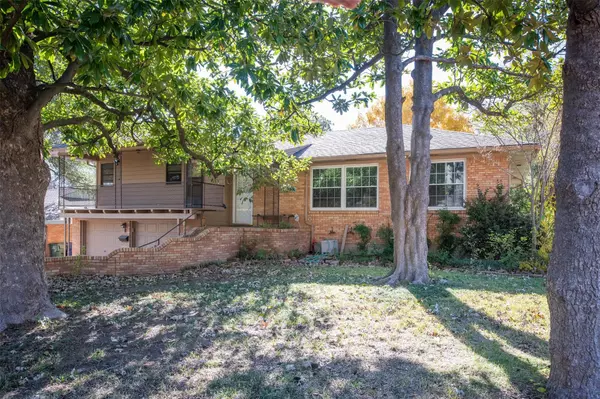 830 Carney Drive, Garland, TX 75041