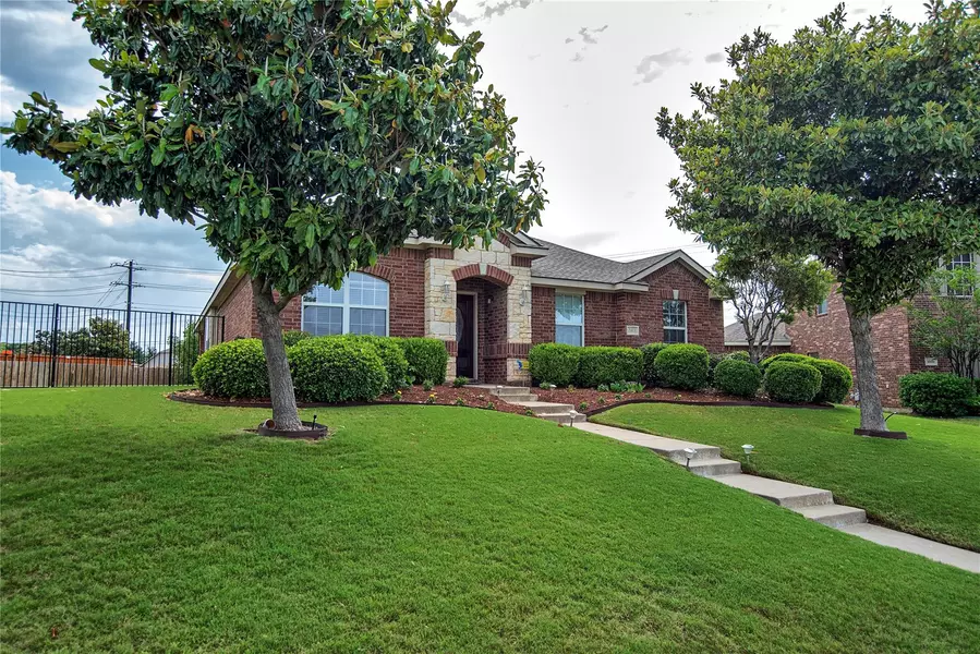 2413 Creekdale Drive, Denton, TX 76210