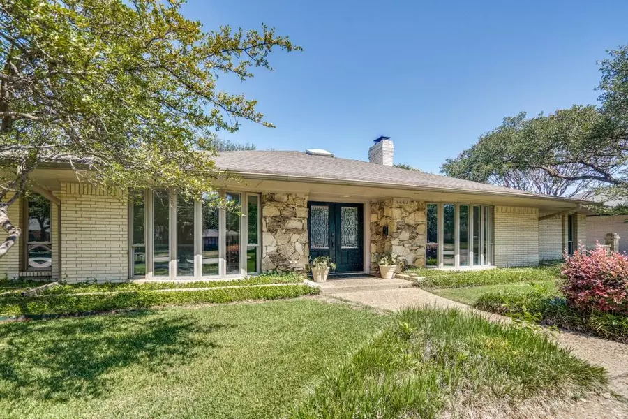 4447 Willow Lane, Dallas, TX 75244