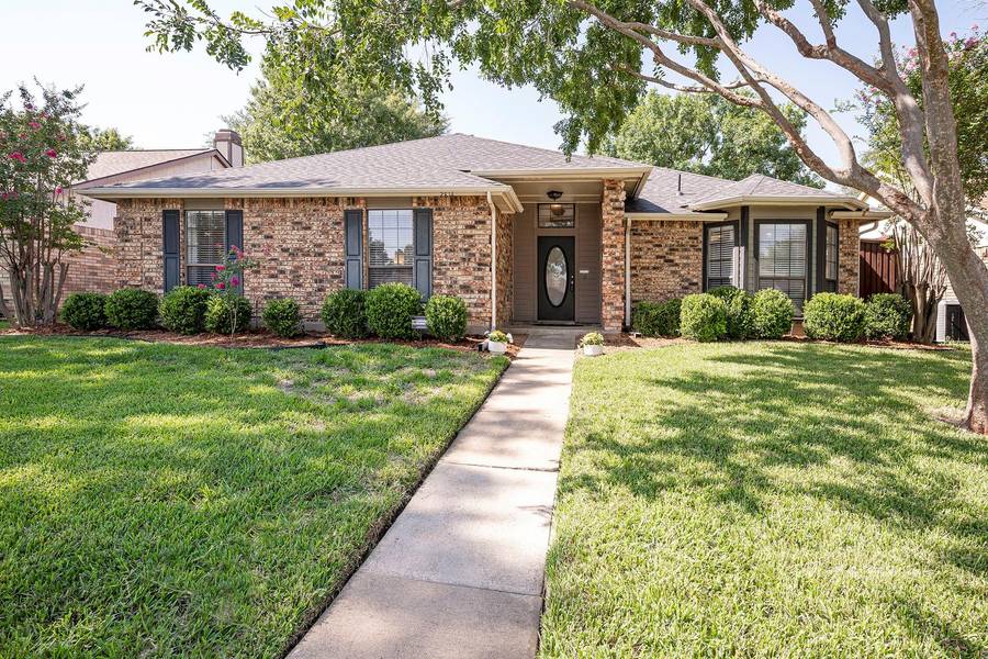 2814 Dukeswood Drive, Garland, TX 75040