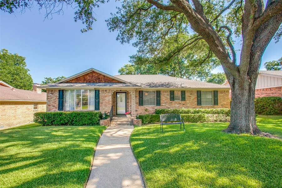 10939 Fernald Avenue, Dallas, TX 75218