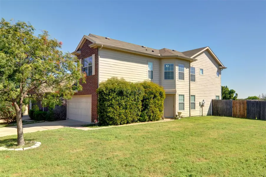 7500 Lazy Spur Boulevard, Fort Worth, TX 76131