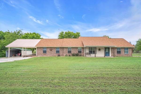 1080 Rs County Road 2370, Alba, TX 75410