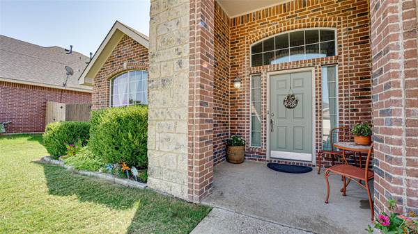 3042 Wren Lane, Midlothian, TX 76065