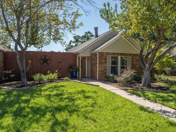 927 Sugarberry Drive, Coppell, TX 75019