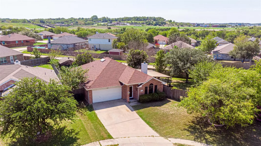 1204 Bayberry Way, Midlothian, TX 76065