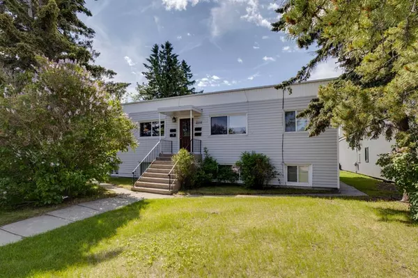 Calgary, AB T2N 3N3,2135 Westmount RD NW #1, 2, 3, 4