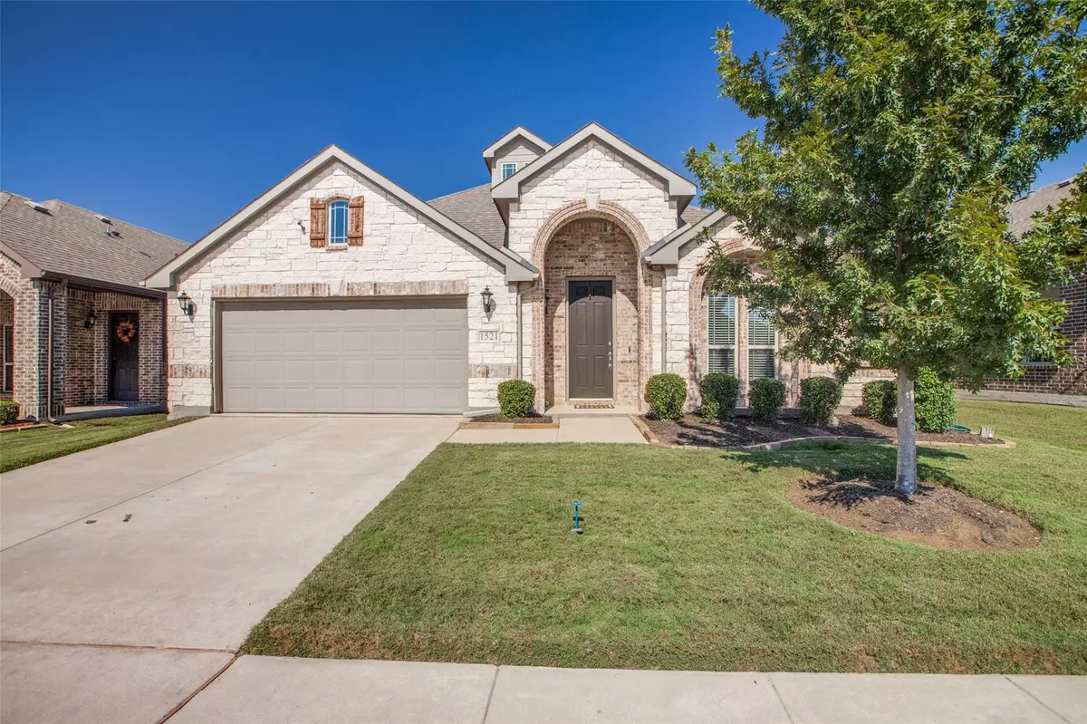 Little Elm, TX 75068,1521 Yellowthroat Drive