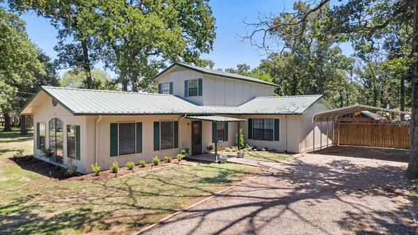 21874 Bluewater Road, Chandler, TX 75758