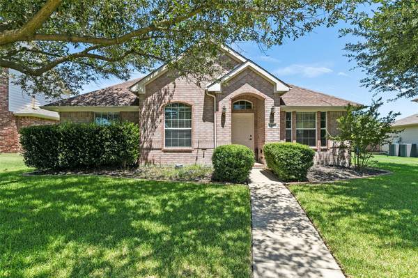 3307 Creekside Estates Drive, Wylie, TX 75098