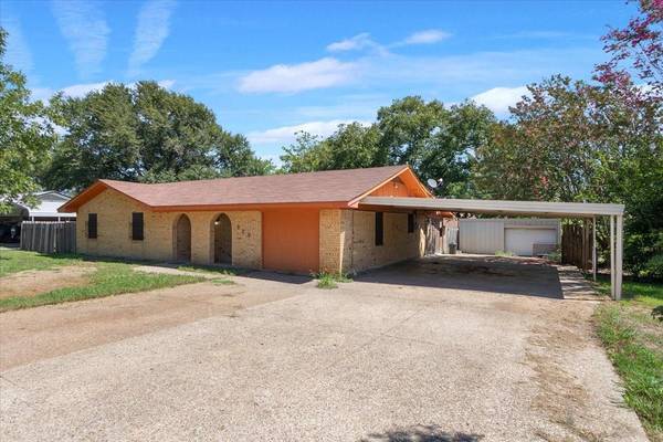 526 Kelly Street,  Fairfield,  TX 75840