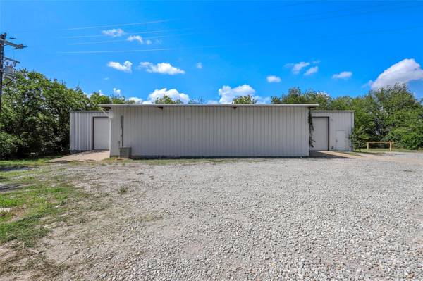 308 Temple Hall Highway, Granbury, TX 76049