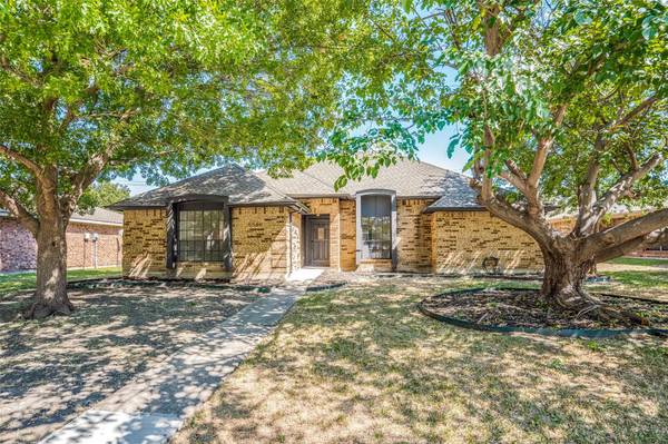 6548 Bronze Leaf Drive, Plano, TX 75023