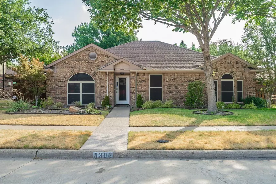 5306 Wood Creek Lane, Garland, TX 75044