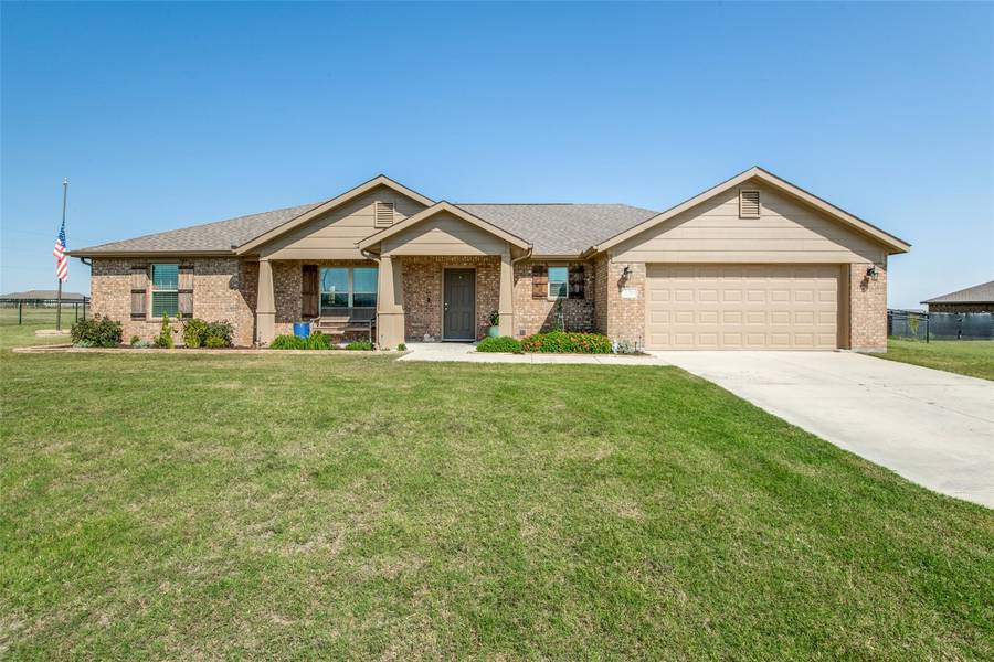 220 Live Oak Lane, Decatur, TX 76234