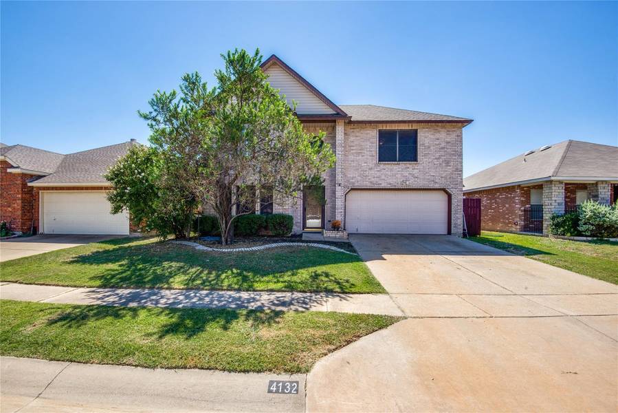 4132 Fossile Butte Drive, Fort Worth, TX 76244