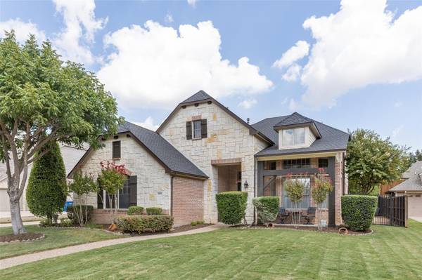 4504 Oak Hollow Court, Carrollton, TX 75010