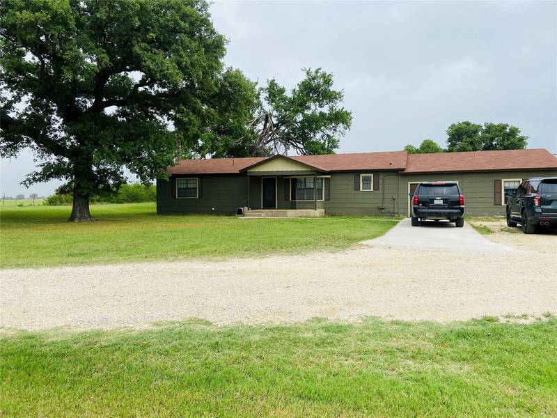 390 County Road 140, Comanche, TX 76442