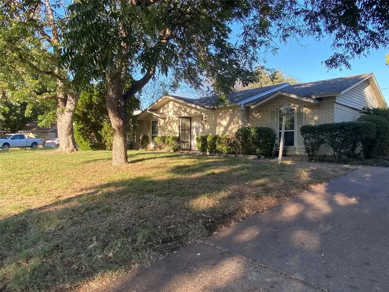 1507 Geraldine Lane, Arlington, TX 76010