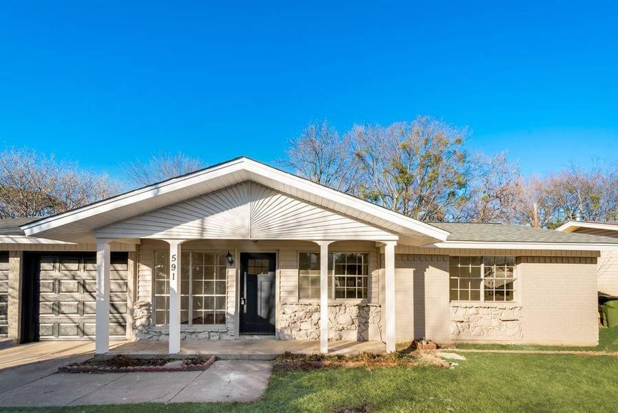 591 Northside Avenue, Lewisville, TX 75057