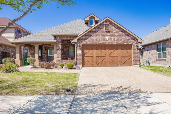 737 Trenton Drive, Aubrey, TX 76227