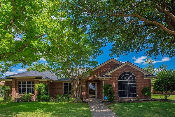 800 Haverford Lane, Desoto, TX 75115