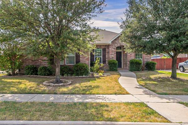 5617 Valhalla Drive, North Richland Hills, TX 76180