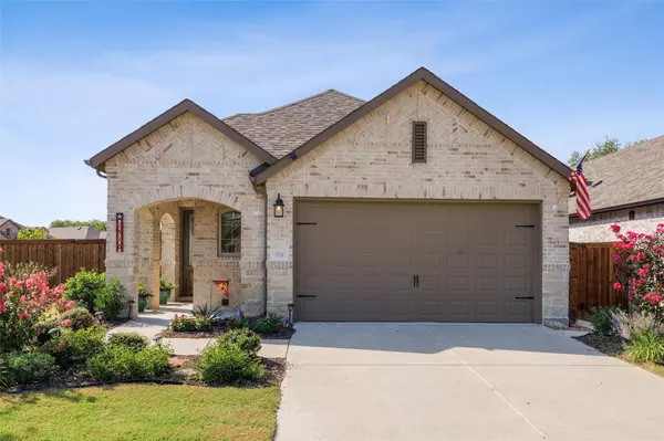 1516 Copper Bay Court, Aubrey, TX 76227