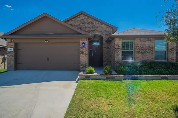 644 Yarborough Street, Crowley, TX 76036