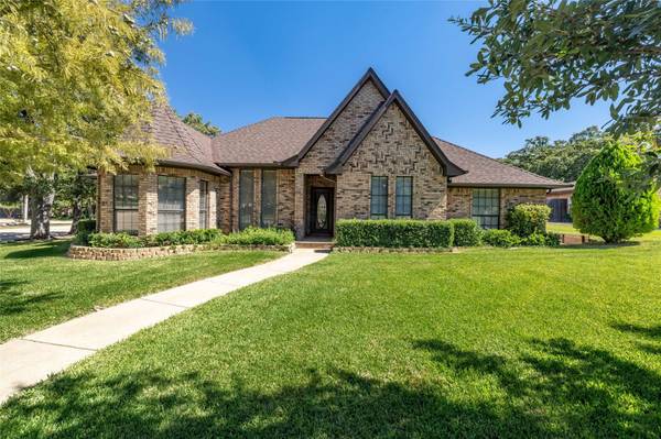 1 Valley Wood Court, Trophy Club, TX 76262