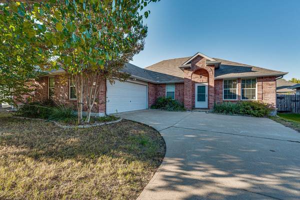 912 Marble Creek Drive, Wylie, TX 75098