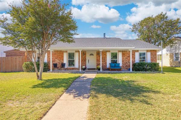 802 Napier Drive, Richardson, TX 75081