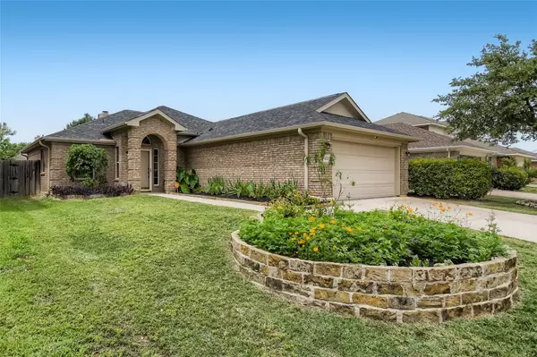 8321 Bowspirit Lane, Fort Worth, TX 76053