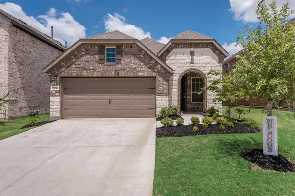 2906 Doggett Drive, Forney, TX 75126